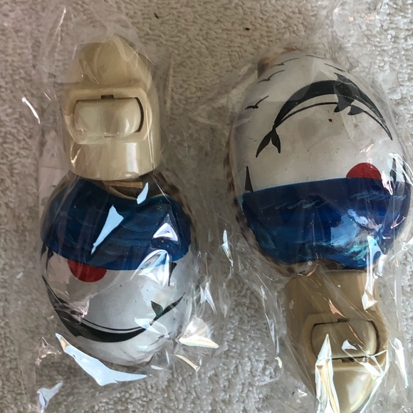 LAST ONE! TIGER COWRIE painted dolphin seashell NIGHT LIGHT - Picture 2 of 4